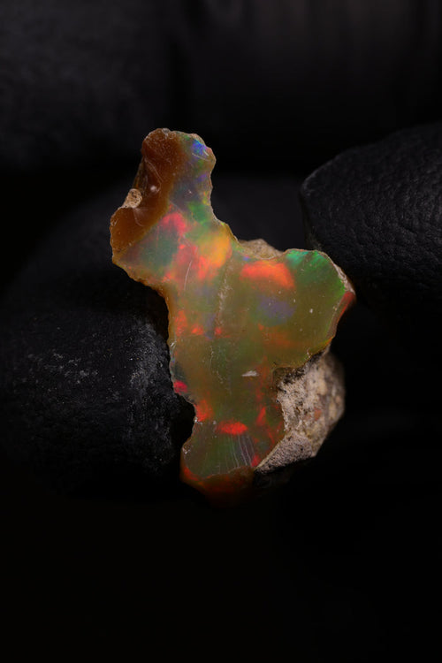 1.17g Rough Ethiopian Jewelry Grade Welo Opal
