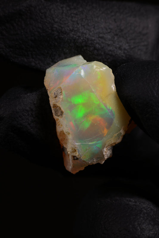 2.56g Rough Ethiopian Jewelry Grade Welo Opal