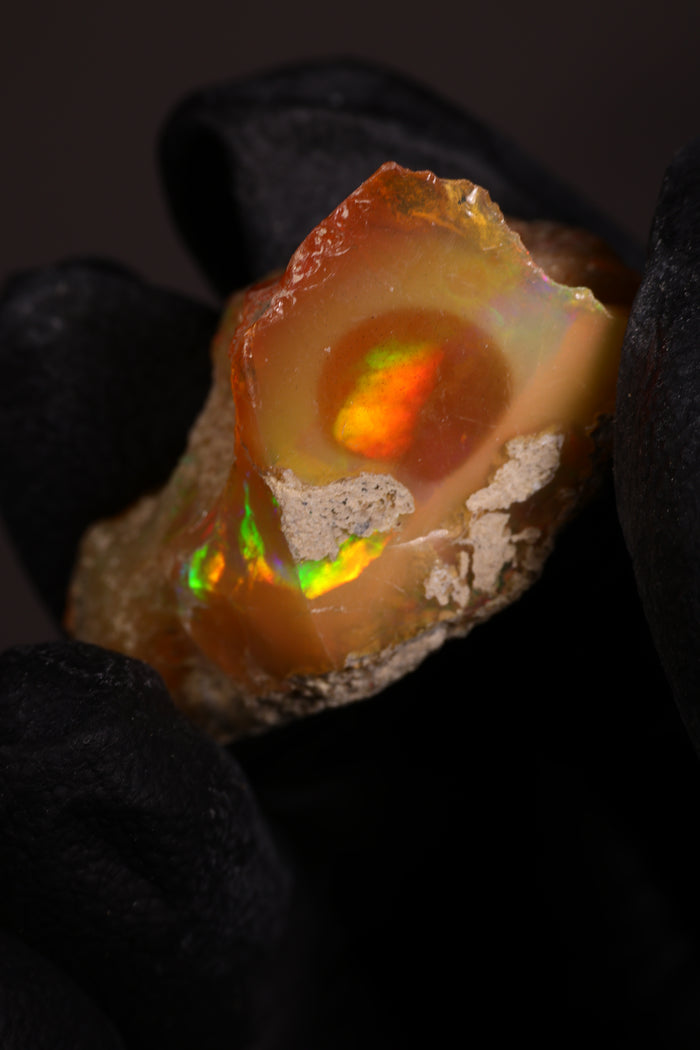 6.88g Rough Ethiopian Jewelry Grade Welo Opal