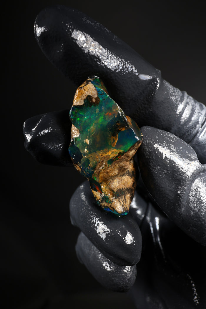 9.06g Rough Ethiopian Welo Specimen Opal