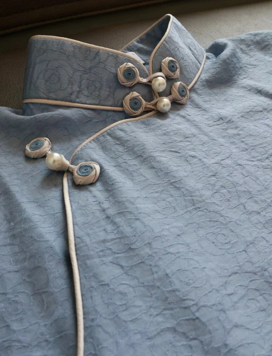 Gu Shu 古书 Vintage Book 1930s Daily Pearl Short Sleeve Qipao