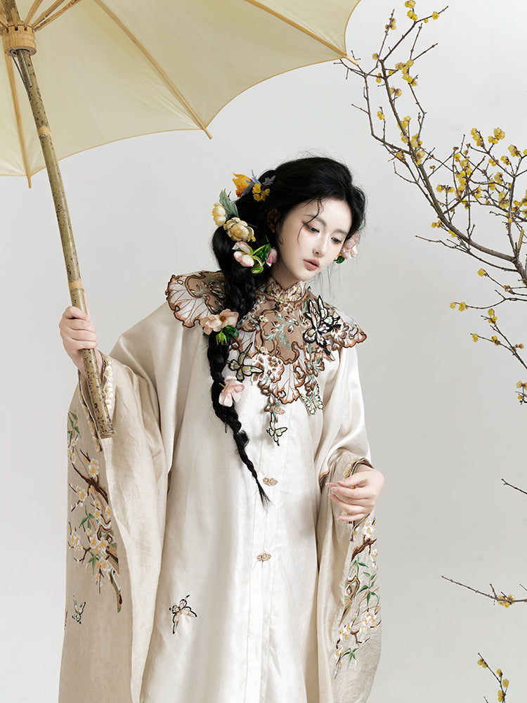 Jiu Cha 旧茶 Aged Tea Fairy Ming Dynasty Custom Yunjian Cloud Collar Long Top & Mamian Skirt Set